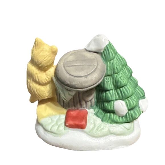 Lemax Noma Dickensville Porcelain Cat at Trash Can Christmas Village Accessory - Picture 3 of 9